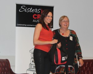 Nicole da Silva & raffle winner Liz Flann